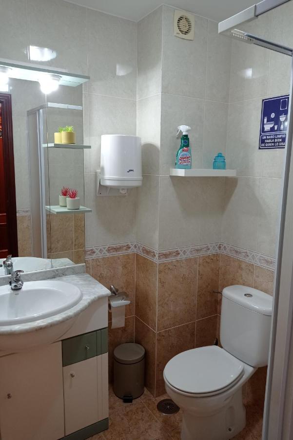 Martínez Rooms Pilgrims Caldas De Reis Exterior foto