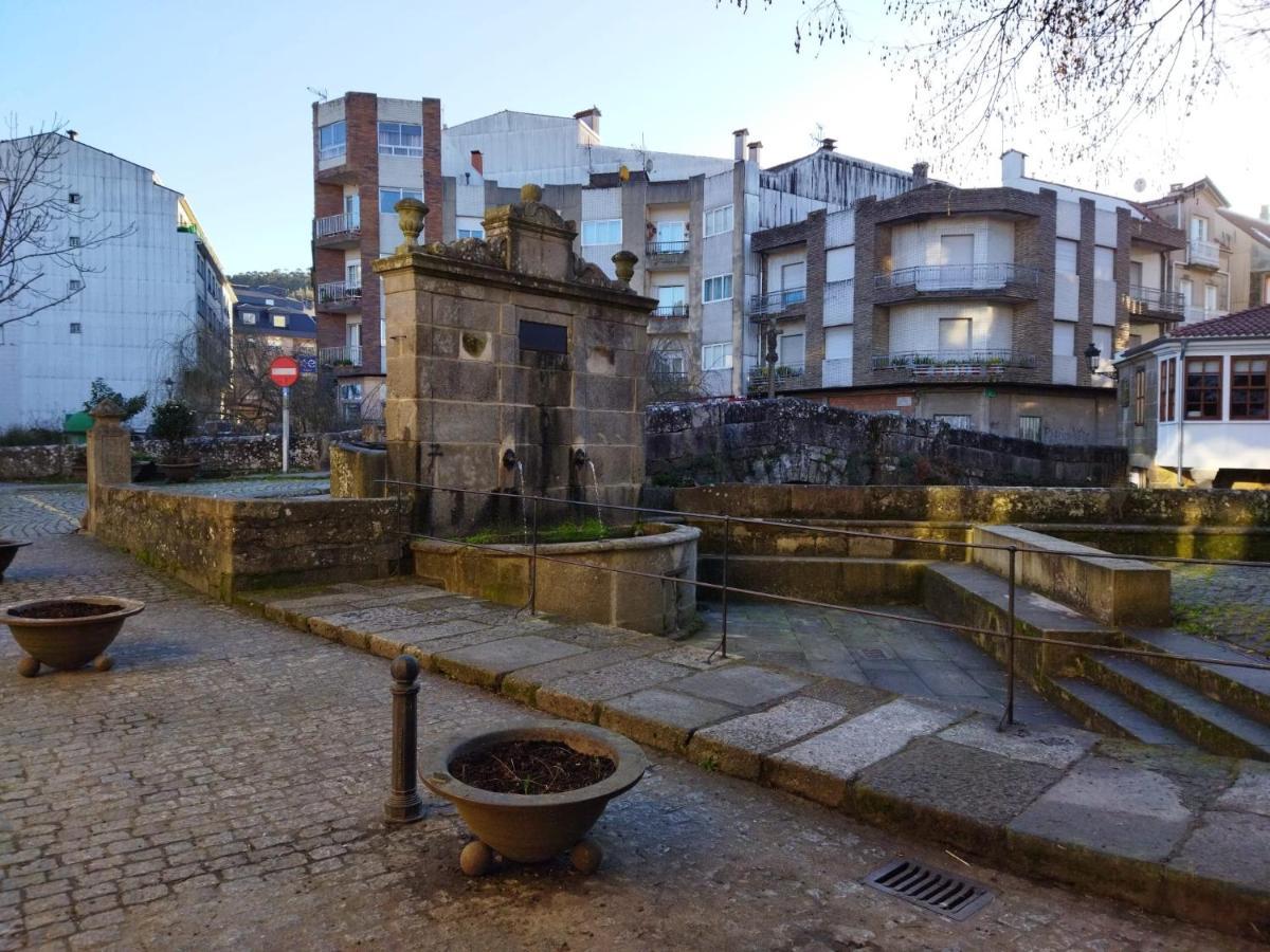 Martínez Rooms Pilgrims Caldas De Reis Exterior foto