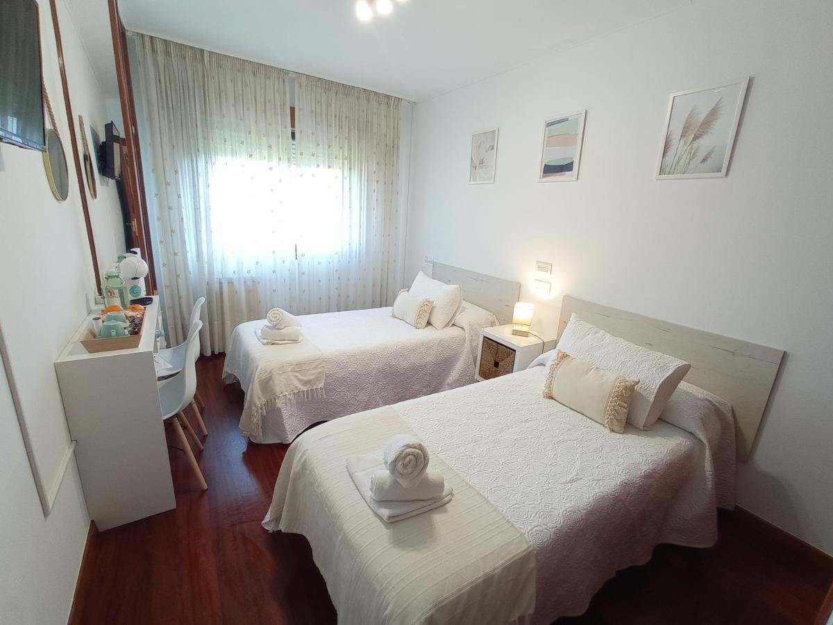Martínez Rooms Pilgrims Caldas De Reis Exterior foto