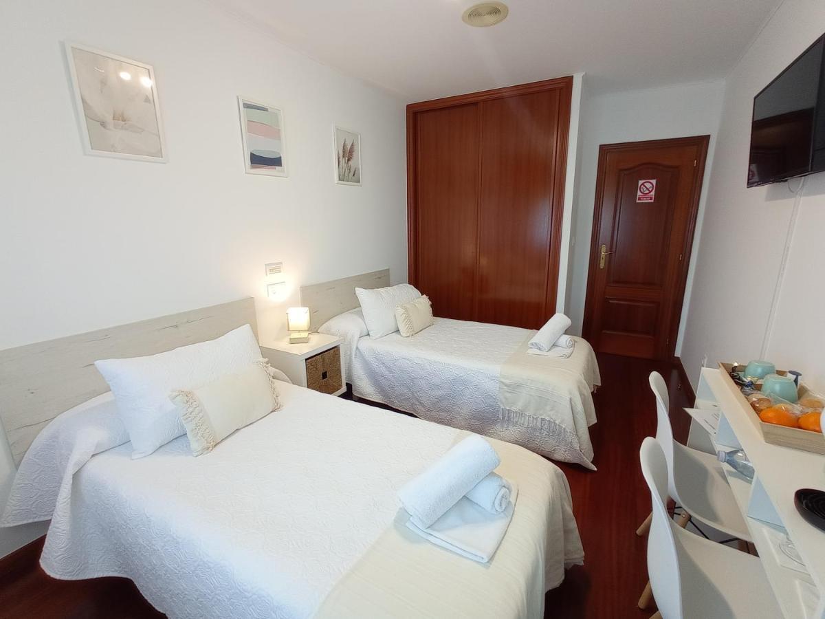 Martínez Rooms Pilgrims Caldas De Reis Exterior foto